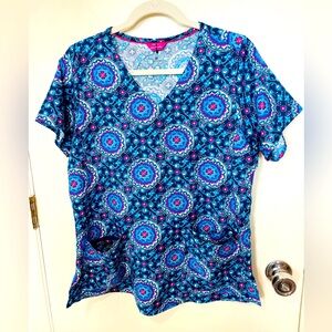 Vera bradley blue pink ladies hospital medical scrub top style V6117 scrubs sz M
